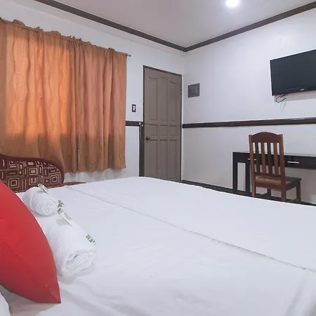 Max Travellers Inn By Reddoorz