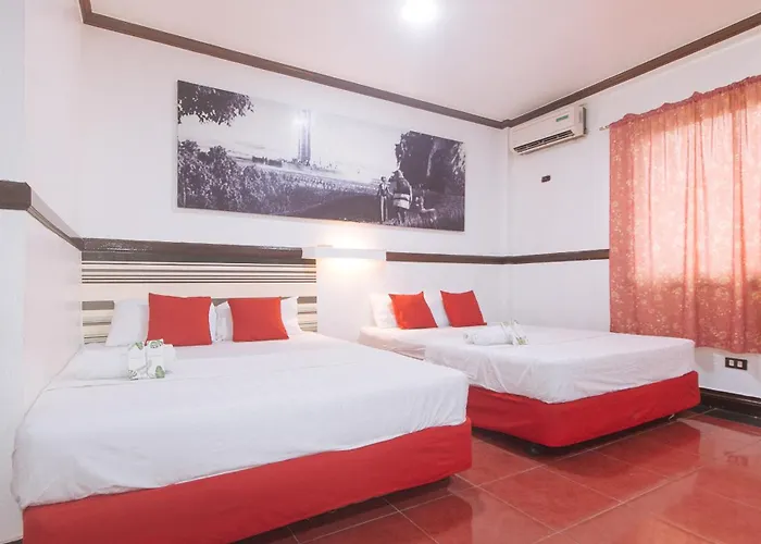 Max Travellers By Reddoorz Inn *