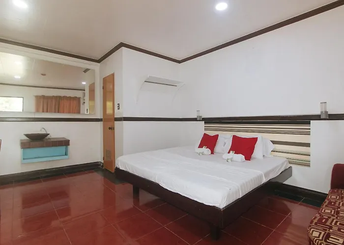 Max Travellers By Reddoorz Lapu-Lapu City