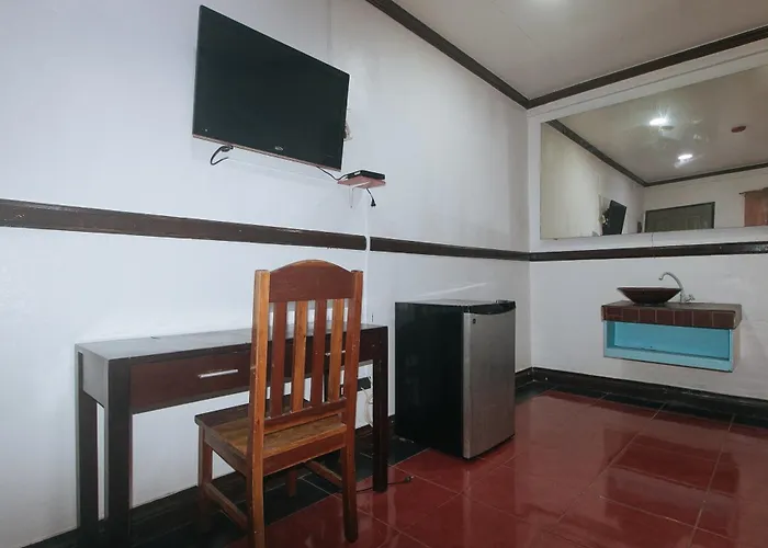 Max Travellers By Reddoorz Inn Lapu-Lapu City