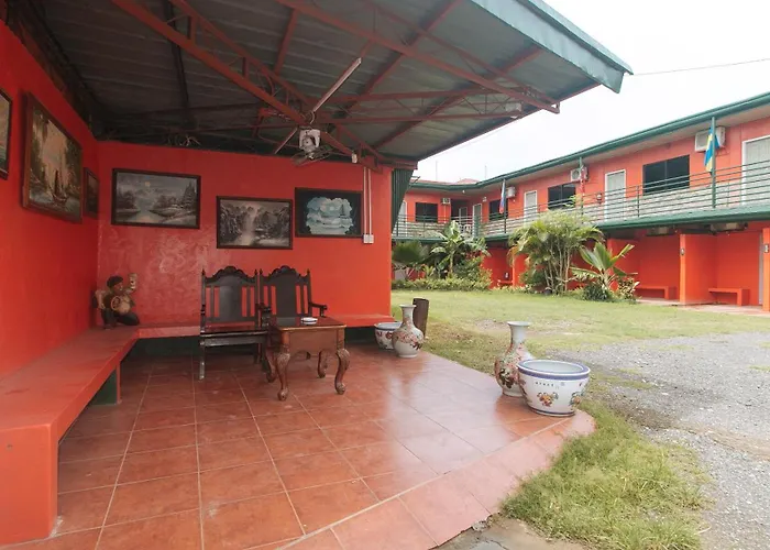 Max Travellers By Reddoorz Inn Lapu-Lapu City